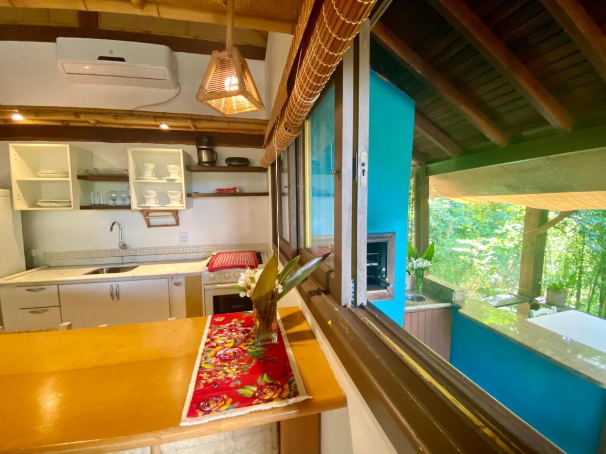 Pousada Bungalow Прая-ду-Роса Екстер'єр фото