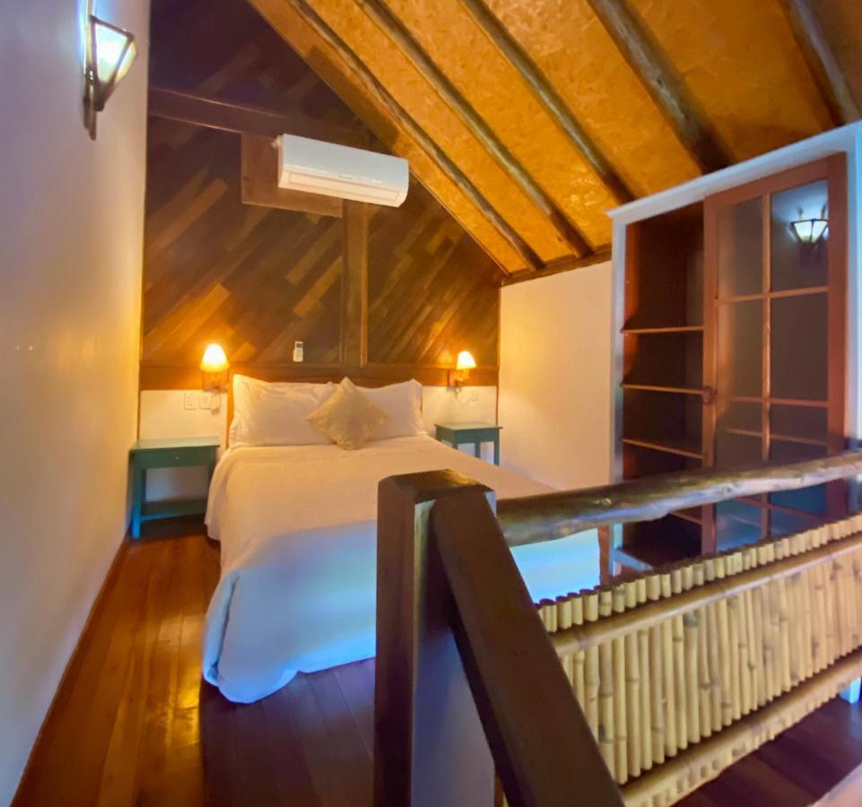 Pousada Bungalow Прая-ду-Роса Екстер'єр фото